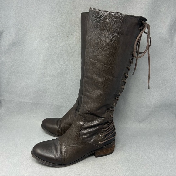 Two Lips Lockdown Brown Leather Zip Knee High Riding Boots Womens Size 7.5. - Picture 1 of 14